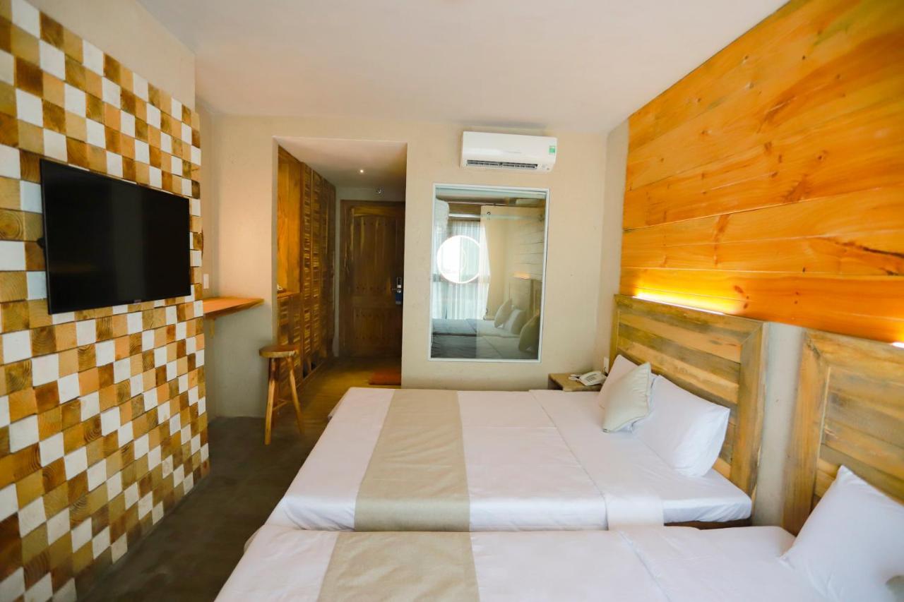 Rustic Hotel Quy Nhon Powered By Aston Bagian luar foto