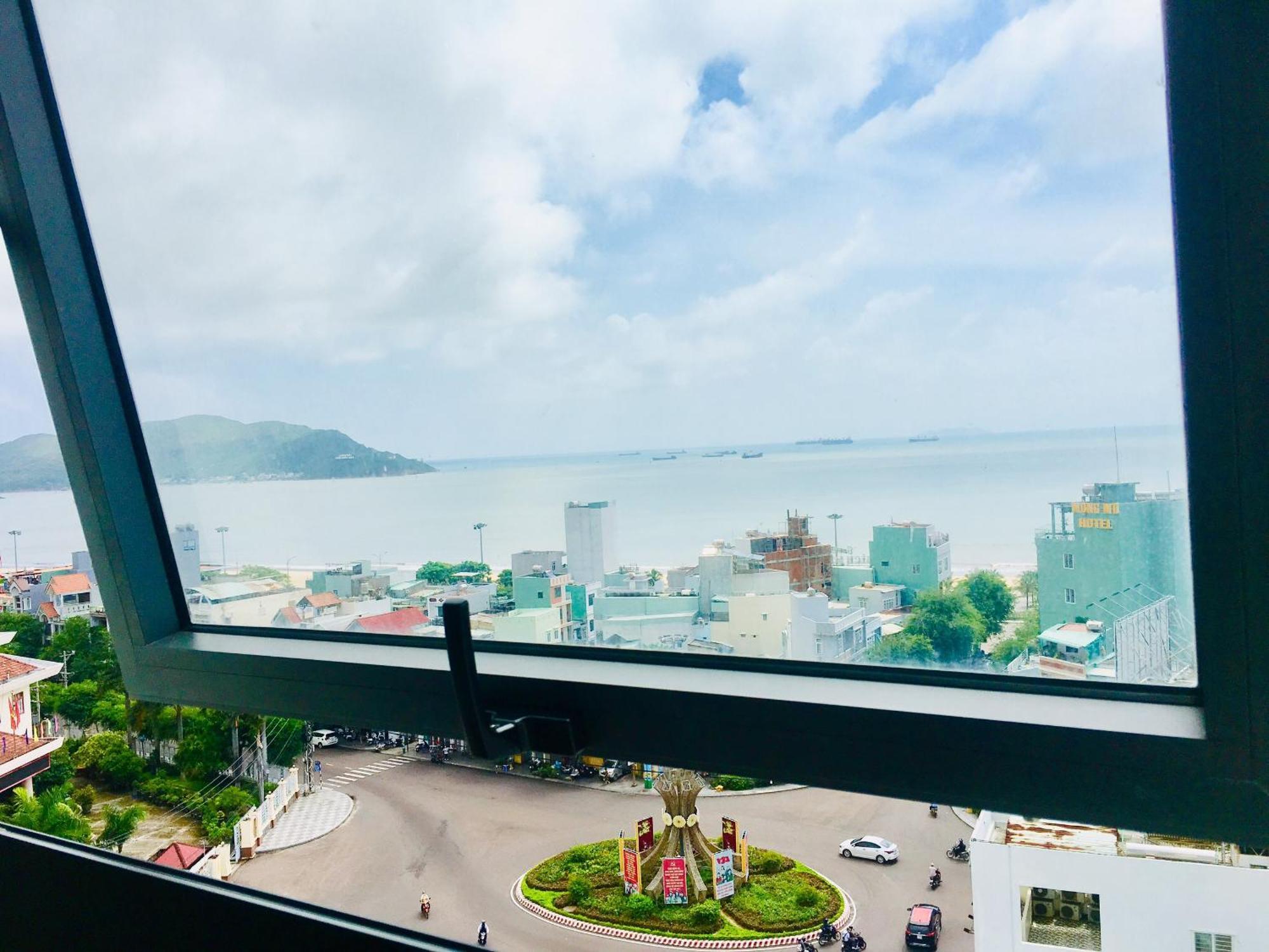 Rustic Hotel Quy Nhon Powered By Aston Bagian luar foto